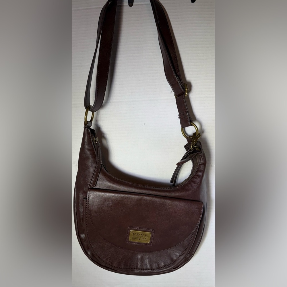 FRYE AND CO. Core saddle  Crossbody Bag with Brass Plaque
